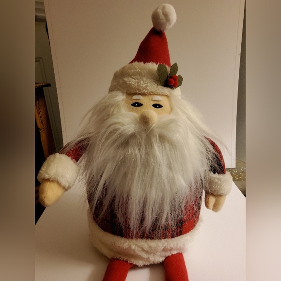Plush sitting Santa - Picture 2 of 4